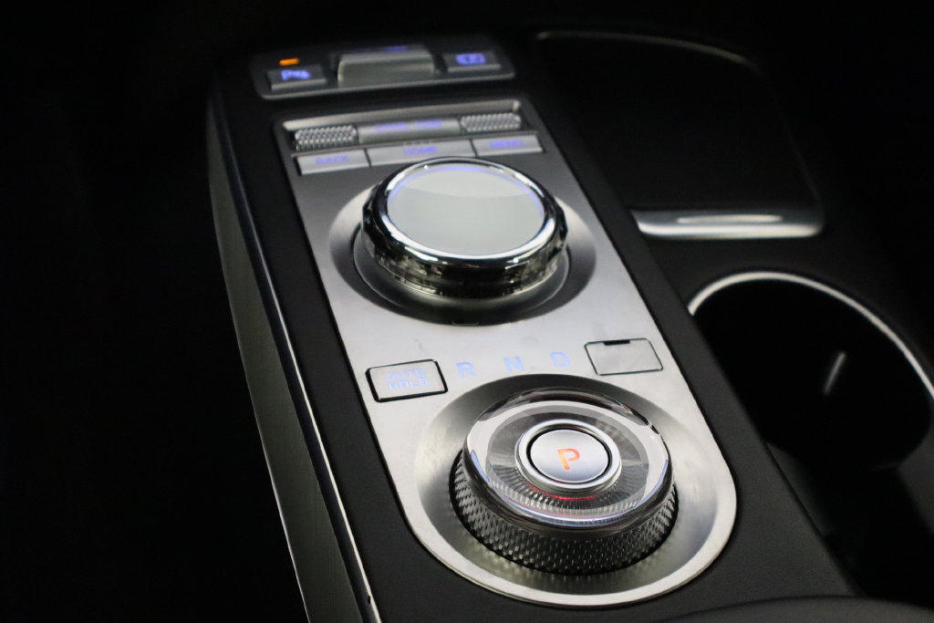 Used 2023 Genesis Electrified GV70 AWD/4WD image 29