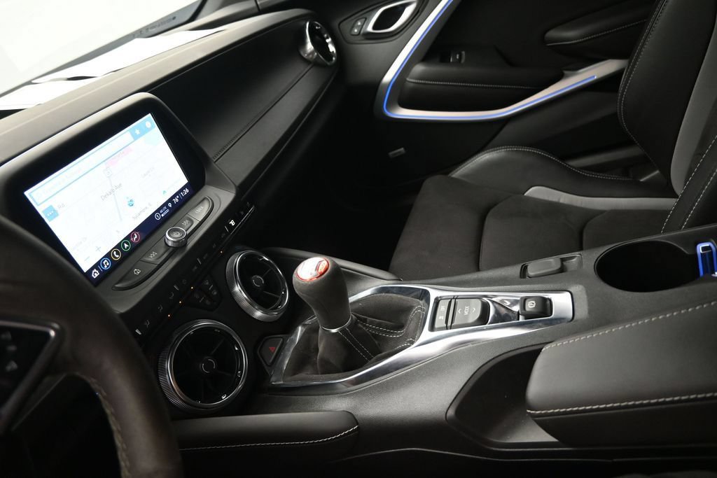 Used 2022 Chevrolet Camaro SS RWD image 21