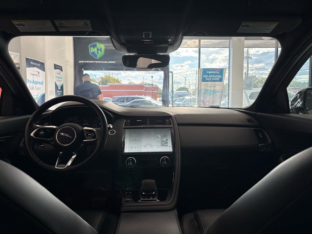 Used 2022 Jaguar E-PACE SE image 14