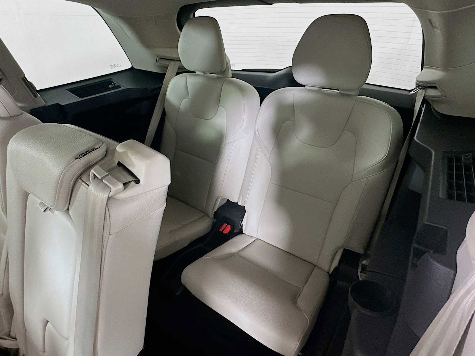 Certified 2021 Volvo XC90 T8 Inscription Expression w/ Advanced Package image 26