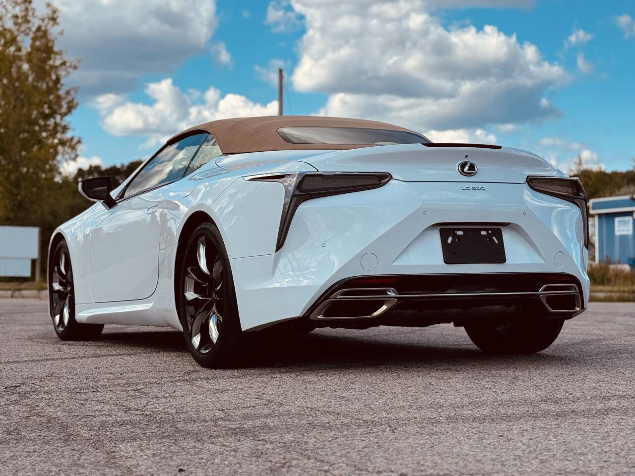 Used 2024 Lexus LC 500 Base 2dr Convertible w/ Touring Package image 4