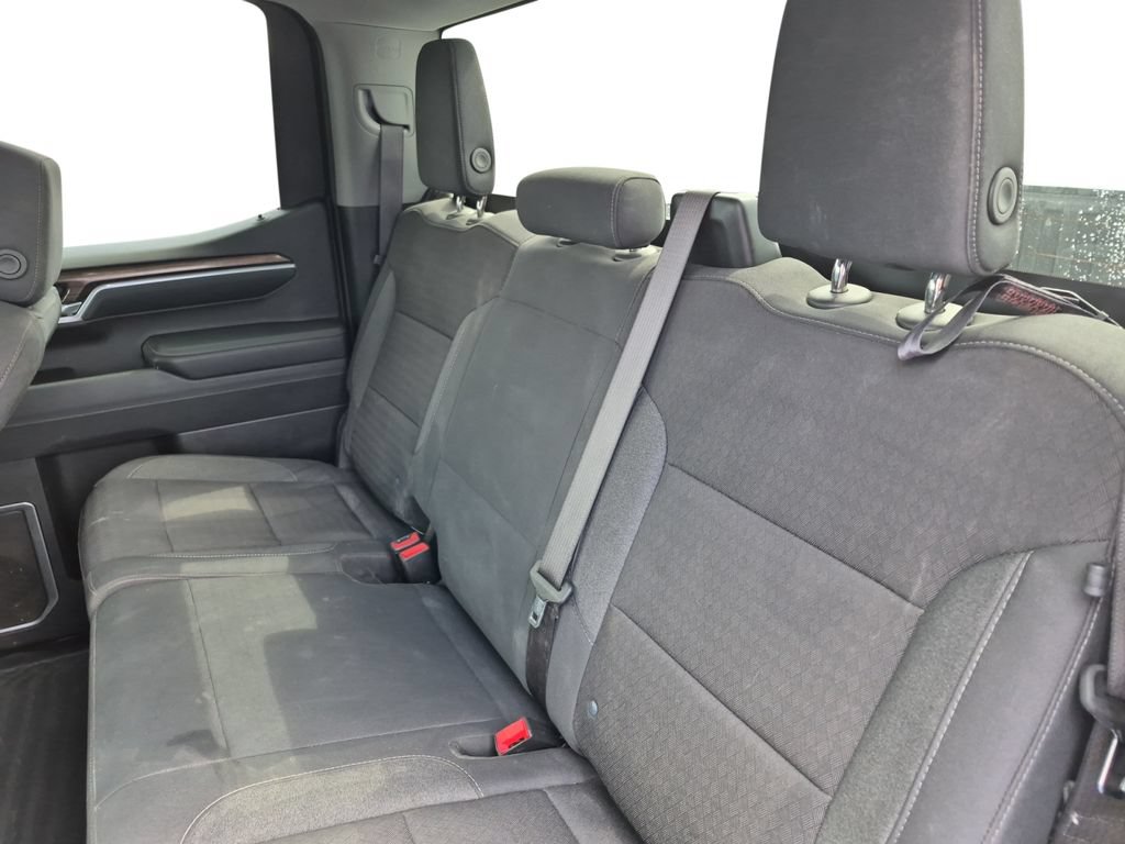 Used 2025 Chevrolet Silverado 1500 LT AWD/4WD image 40