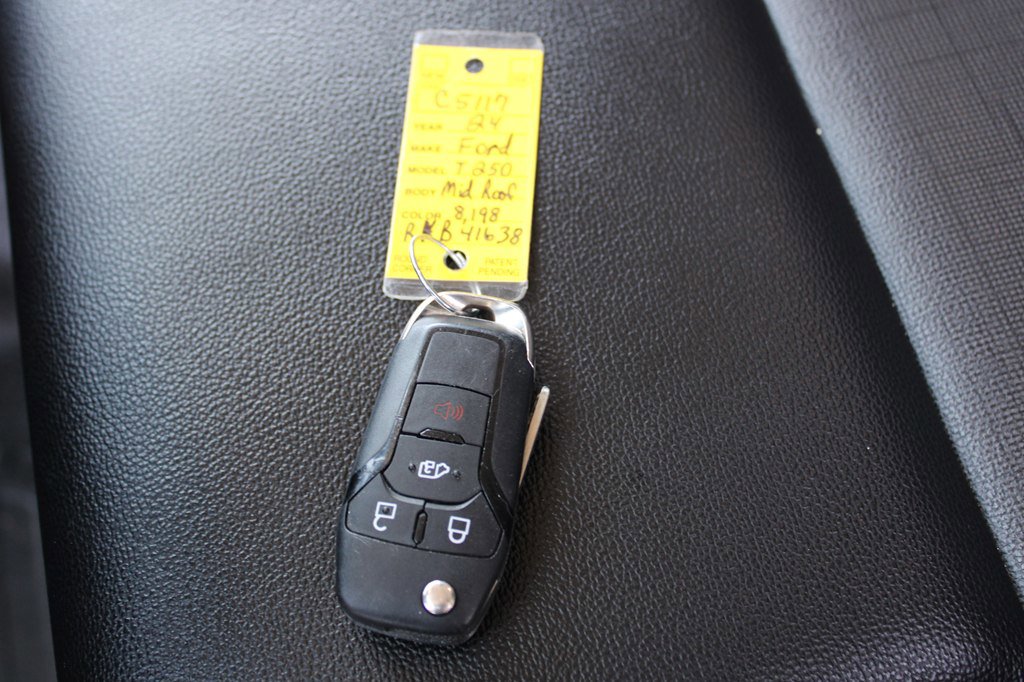 Used 2024 Ford Transit 250 148 Medium Roof image 33