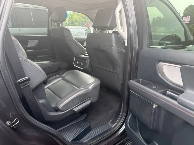 Used 2025 Ford Expedition Active AWD/4WD image 26