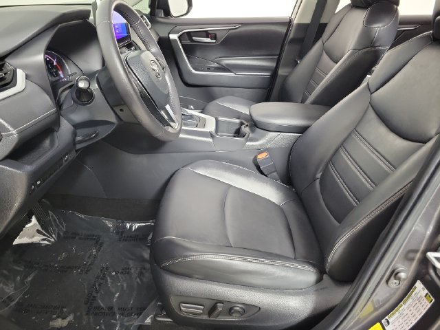 Used 2023 Toyota RAV4 XLE Premium FWD image 19