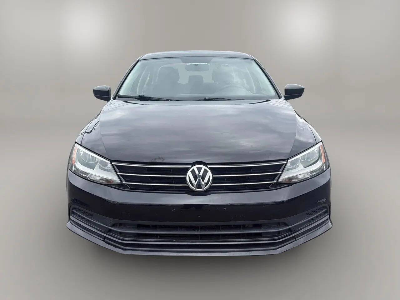 Used 2016 Volkswagen Jetta S image 2