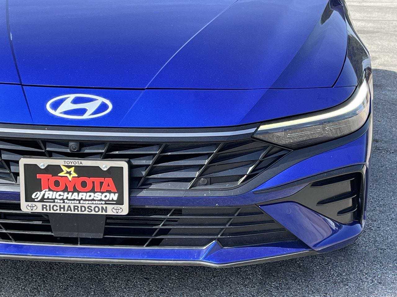 Used 2024 Hyundai Elantra Limited FWD image 8