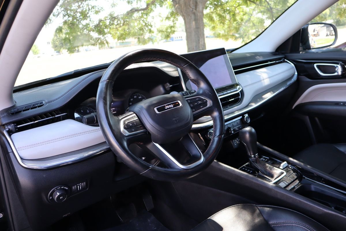 Used 2022 Jeep Compass Limited image 15