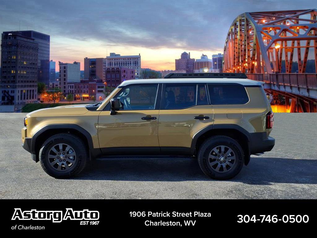 Used 2025 Toyota Land Cruiser image 6