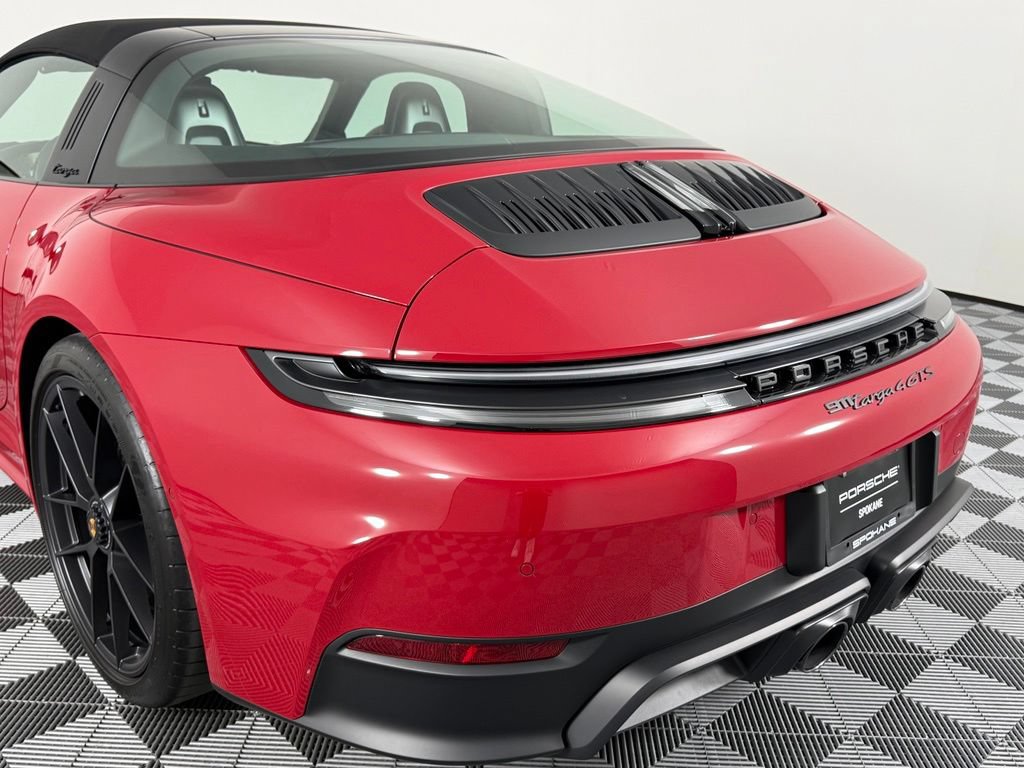 Certified 2026 Porsche 911 Targa 4 GTS AWD/4WD image 12