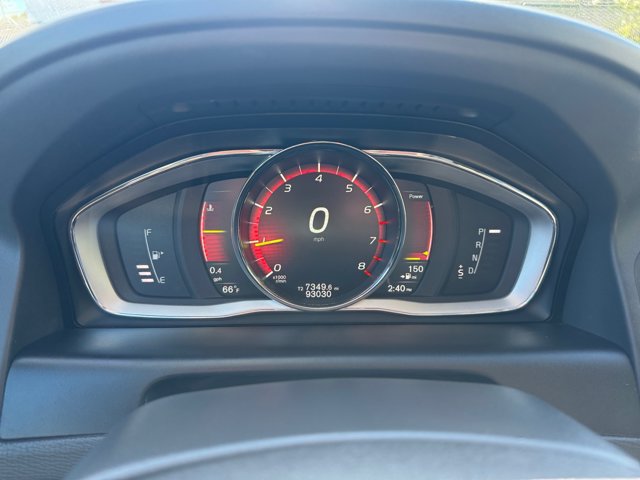 Used 2017 Volvo XC60 T6 Inscription w/ Preferred Option Package AWD/4WD image 14