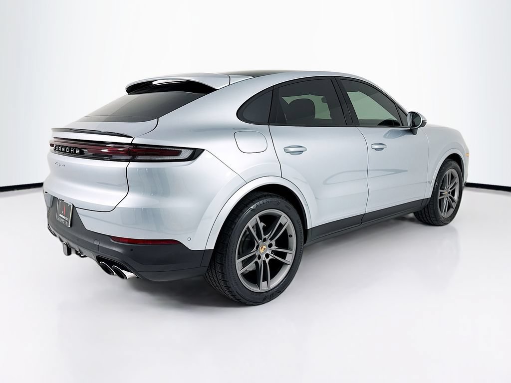 Certified 2026 Porsche Cayenne Coupe AWD/4WD image 9