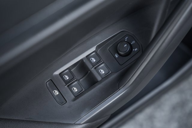 Used 2019 Volkswagen Jetta GLI Autobahn image 36