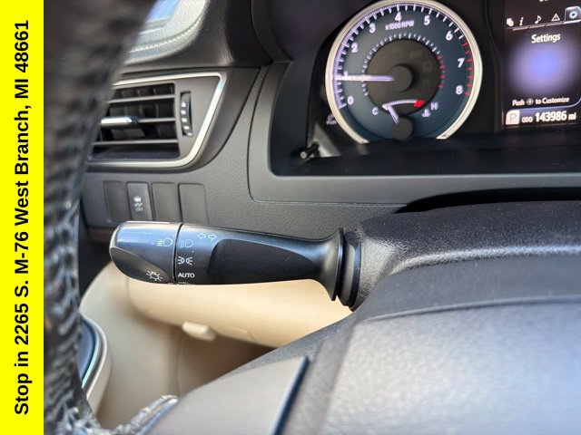 Used 2016 Toyota Camry XLE FWD image 32