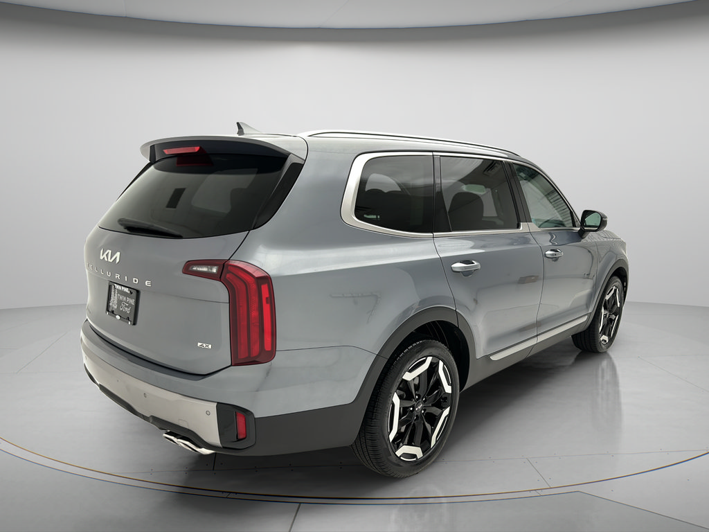 Used 2025 Kia Telluride S AWD/4WD image 5