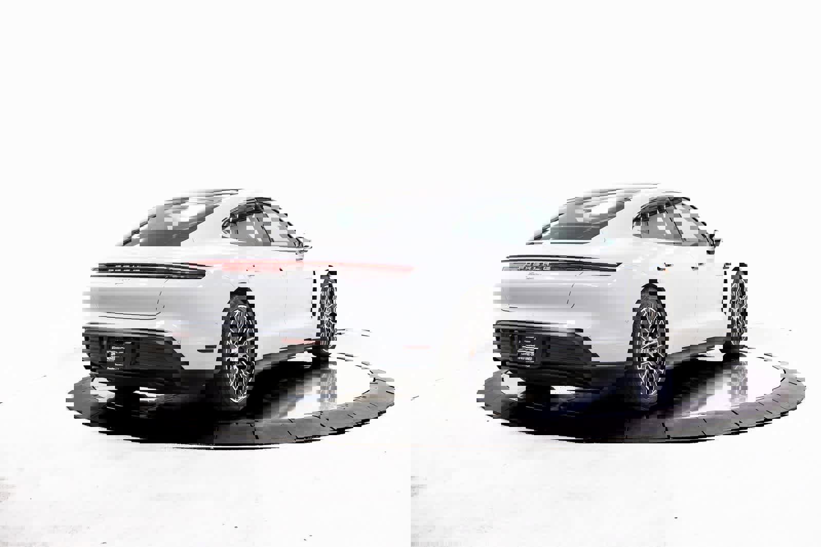 Certified 2025 Porsche Taycan image 7