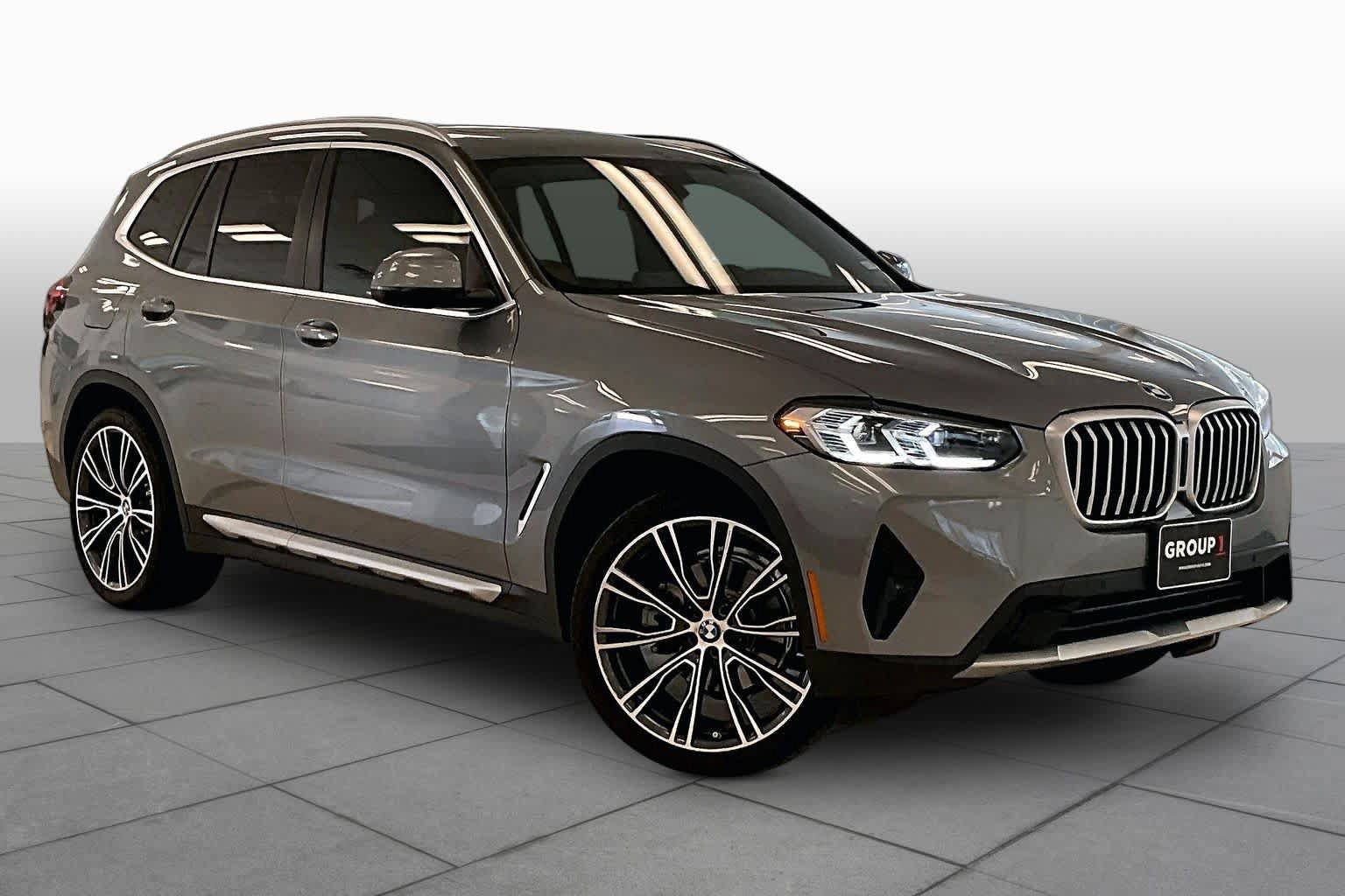 Used 2024 BMW X3 xDrive30i w/ Premium Package AWD/4WD image 2