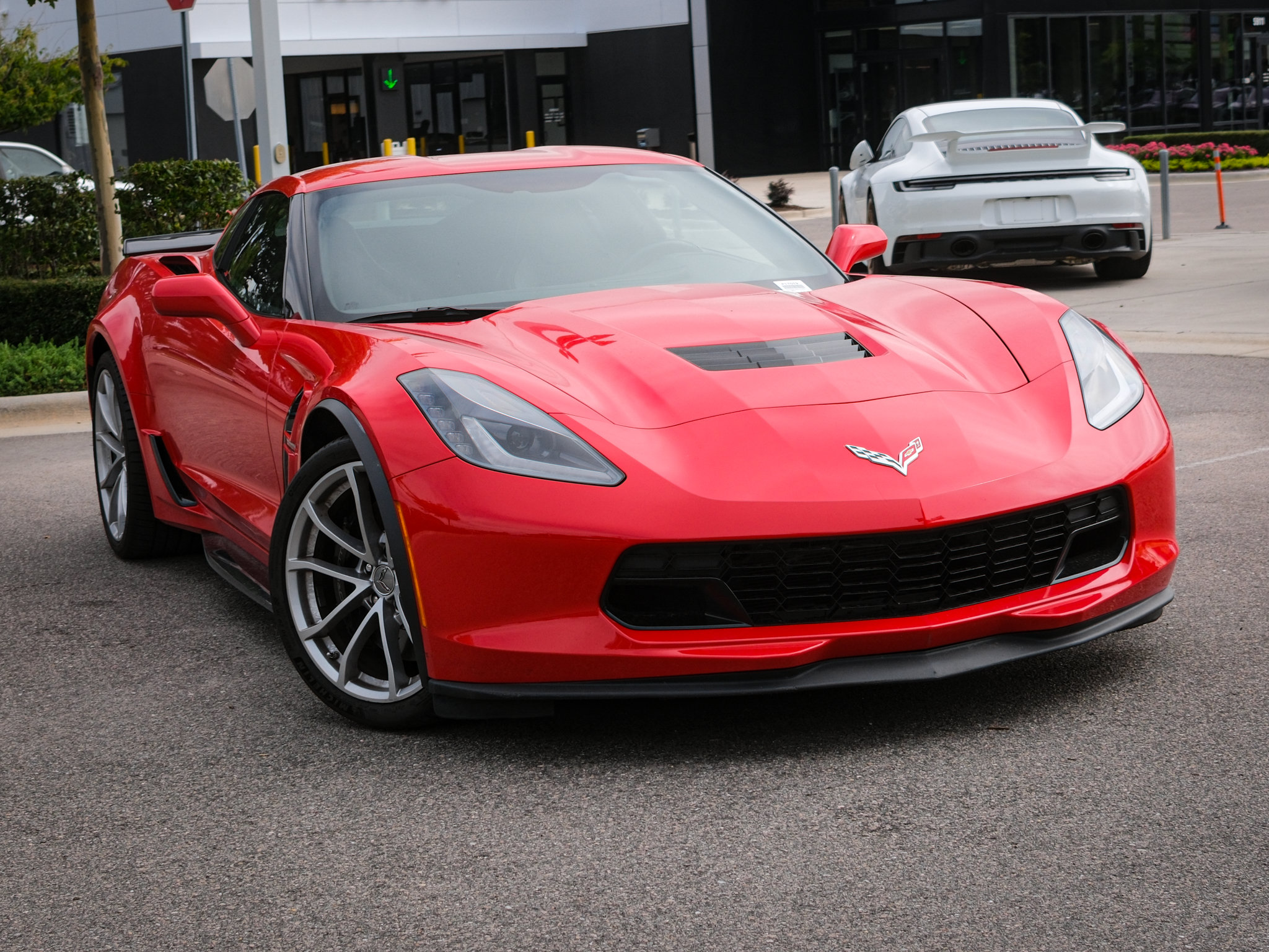 Used 2019 Chevrolet Corvette Grand Sport RWD image 2
