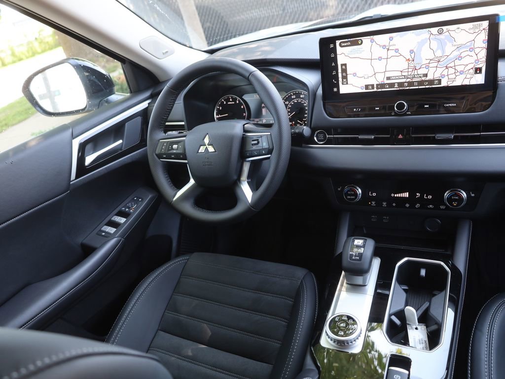 New 2025 Mitsubishi Outlander Trail Edition image 26