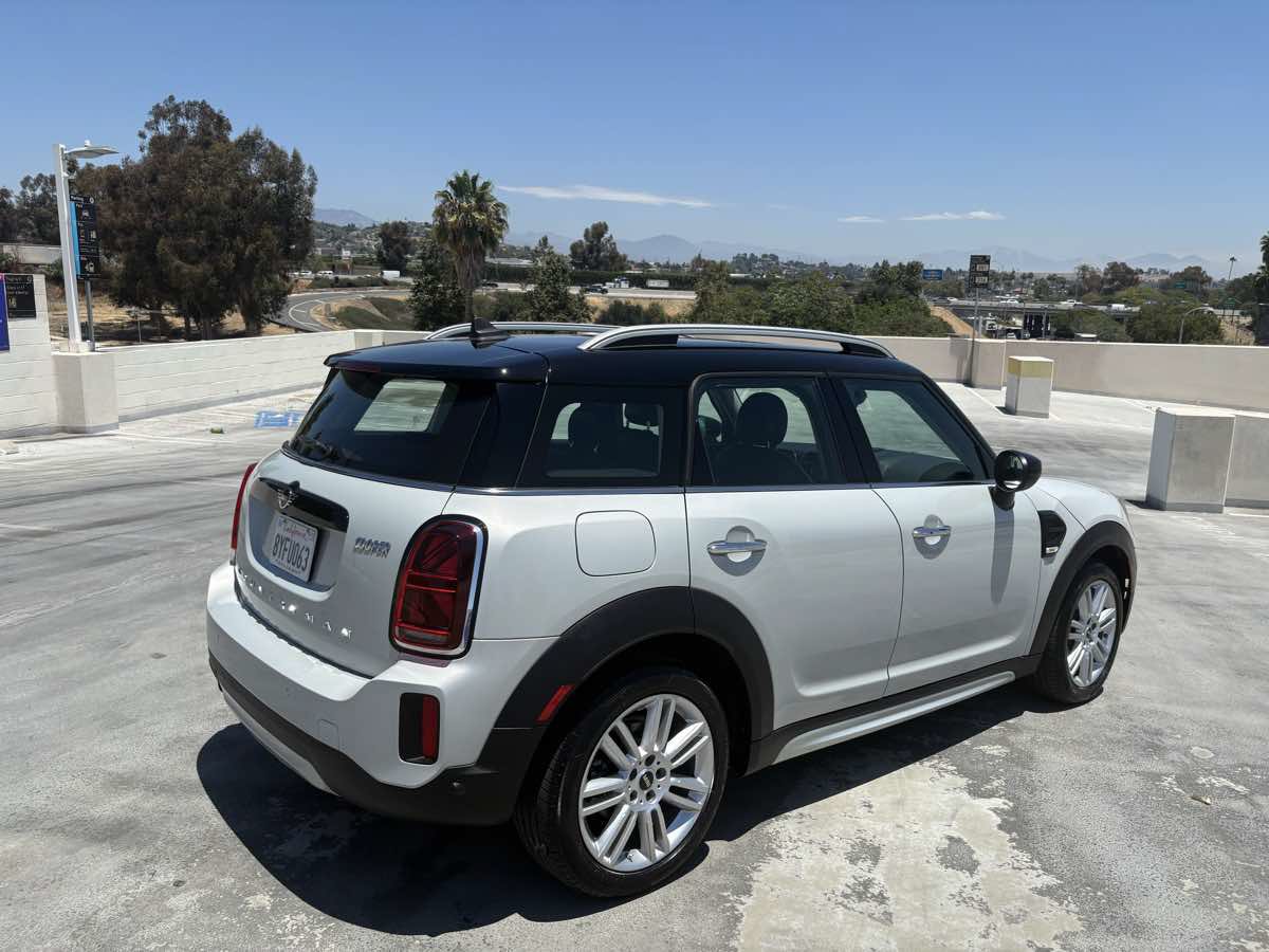 Used 2022 MINI Cooper Countryman FWD image 34