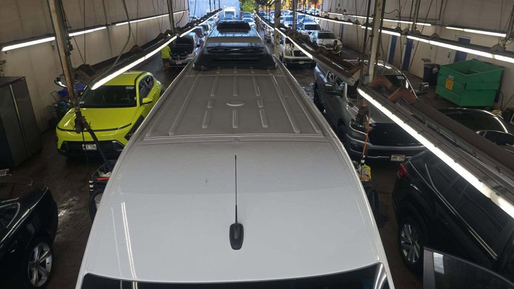 Used 2025 Mercedes-Benz Sprinter 2500 image 17