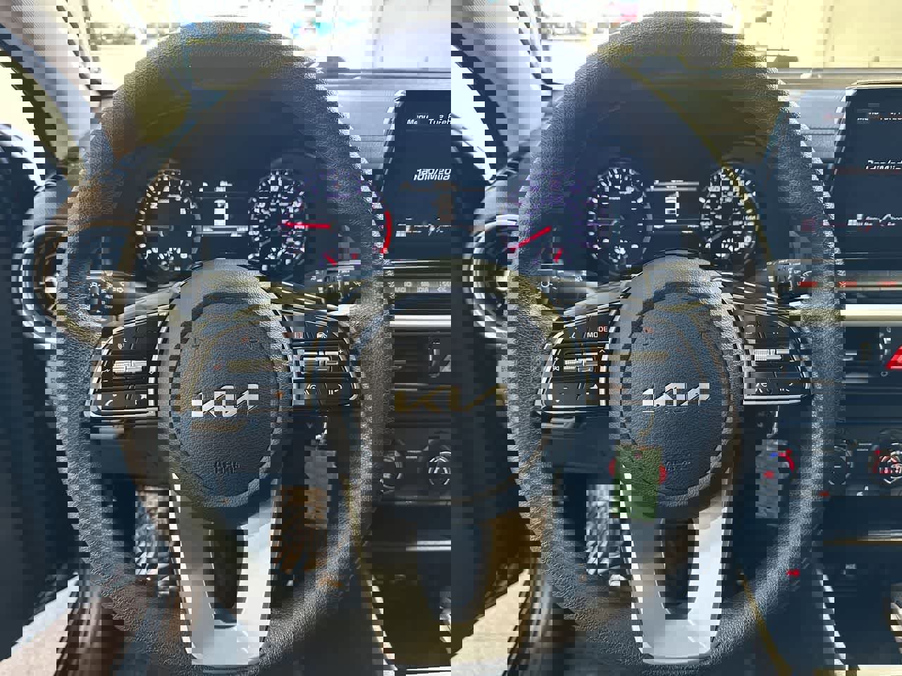 Used 2024 Kia Forte LXS image 14