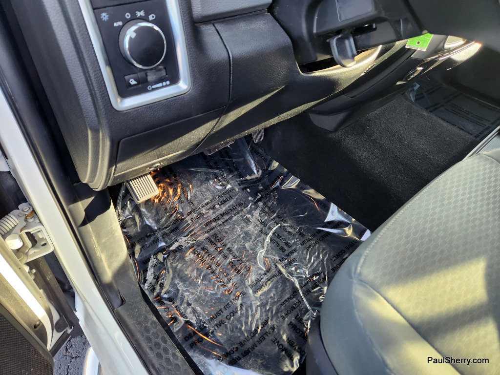 Used 2018 RAM 2500 SLT image 25