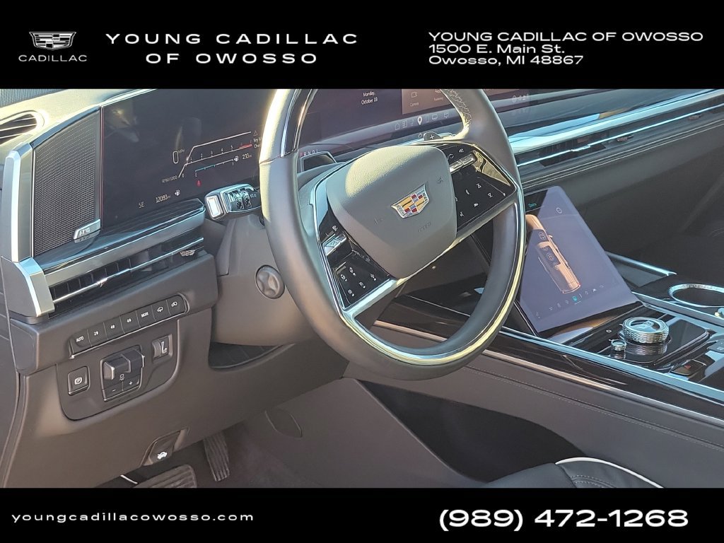Used 2025 Cadillac Escalade Sport w/ Touring Package AWD/4WD image 13
