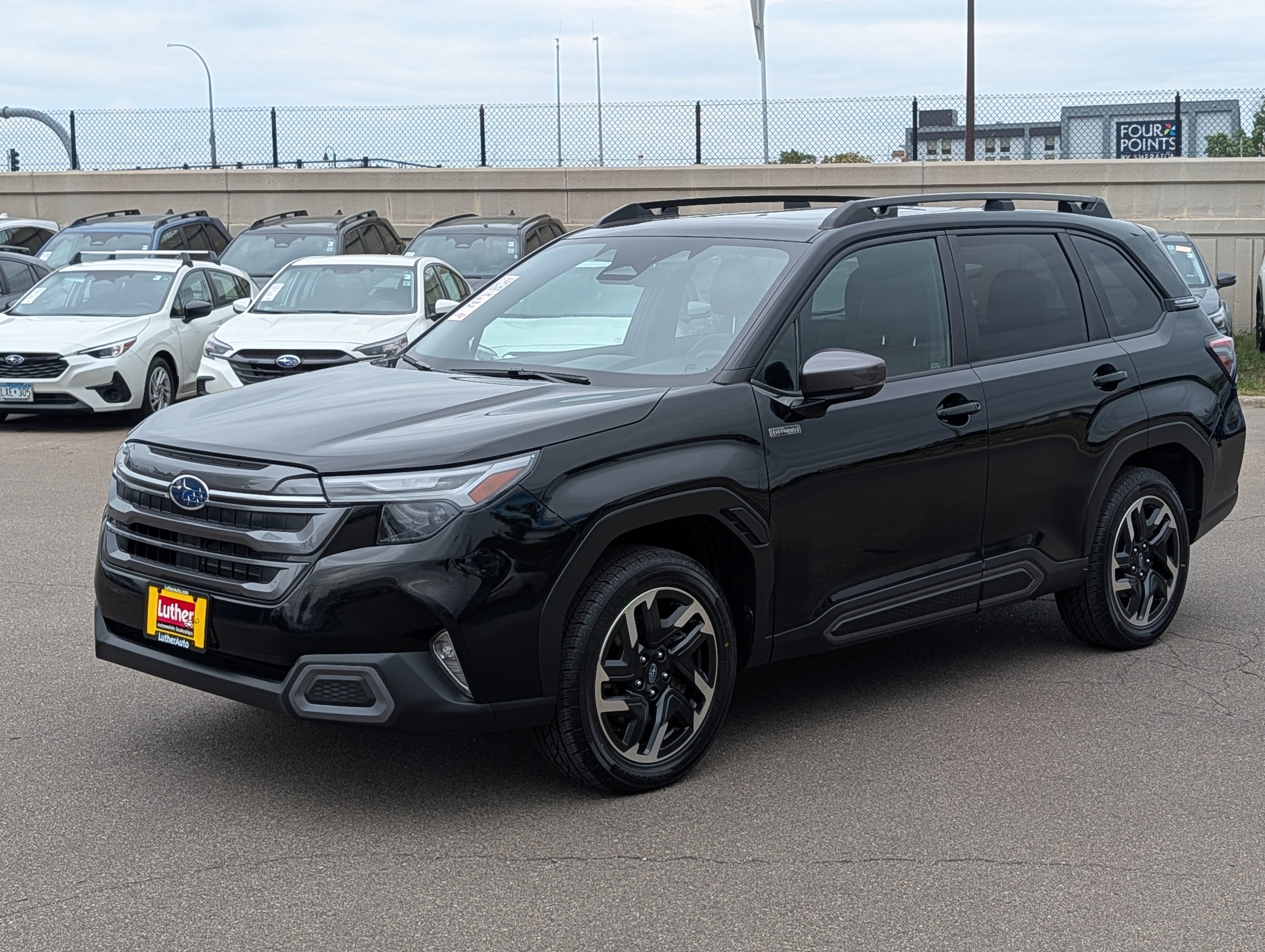 Used 2025 Subaru Forester Limited AWD/4WD image 3