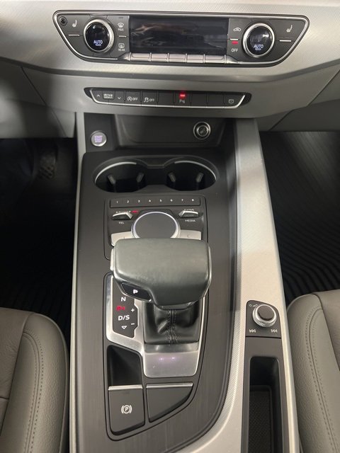 Used 2017 Audi A4 2.0T Premium Plus image 28