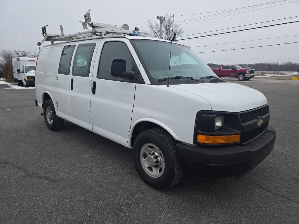 Used 2013 Chevrolet Express 2500 image 4