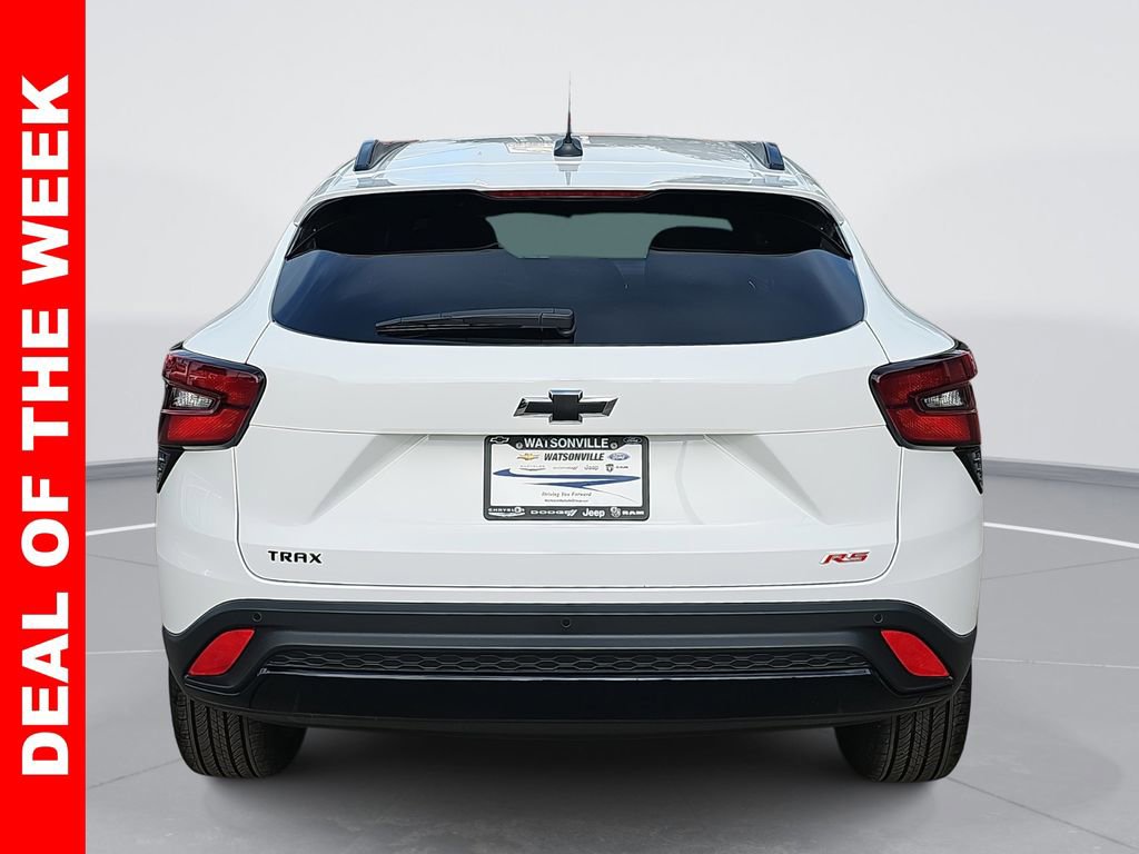 New 2025 Chevrolet Trax RS w/ Sunroof Package image 4