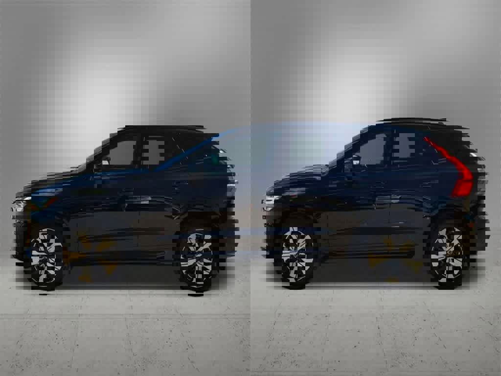 Used 2025 Volvo XC60 T8 Core w/ Protection Package Premier image 3