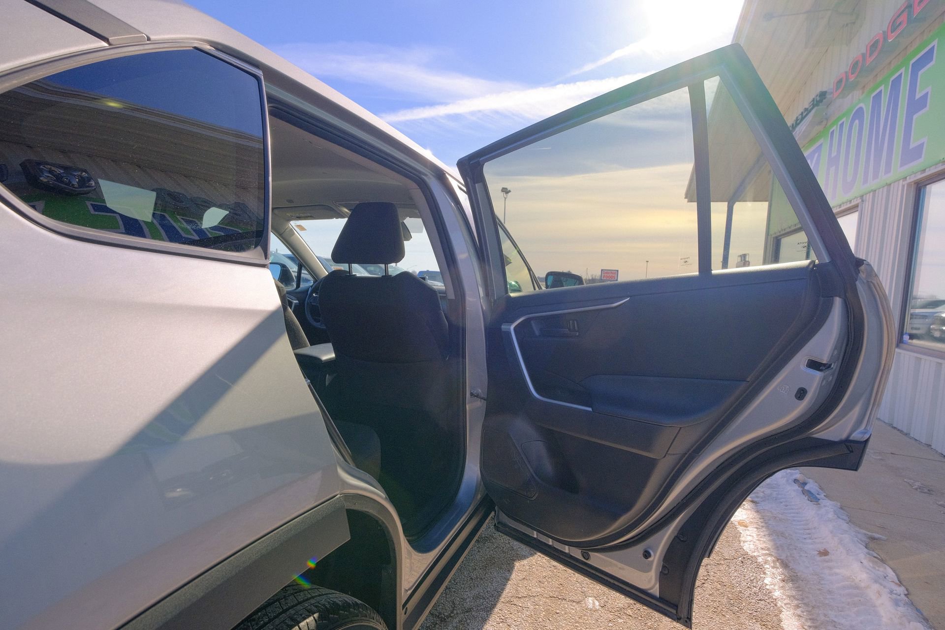 Used 2024 Toyota RAV4 LE image 19