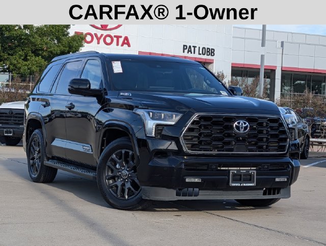 Used 2023 Toyota Sequoia Platinum AWD/4WD image 2
