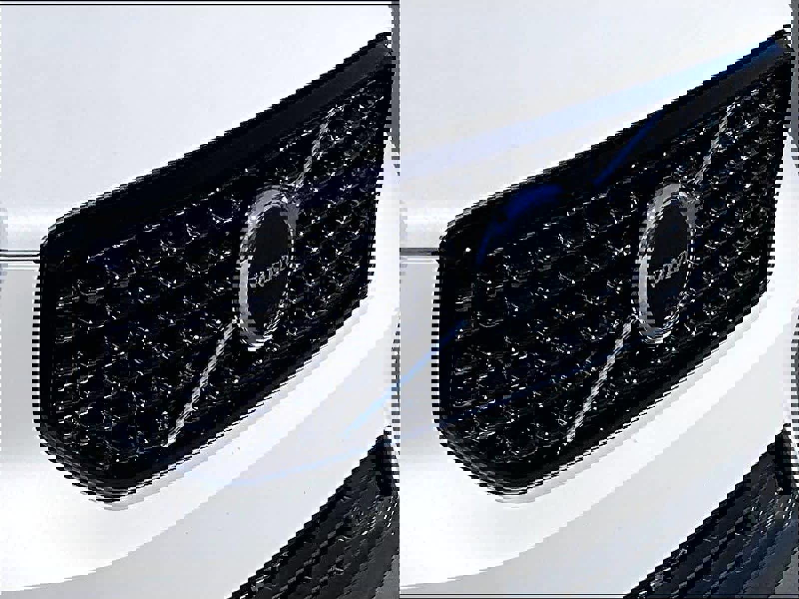 Used 2026 Volvo XC40 B5 Plus w/ Protection Package Premier image 33