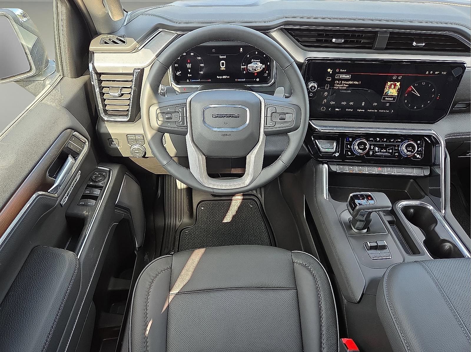 Used 2026 GMC Sierra 1500 Denali AWD/4WD image 11