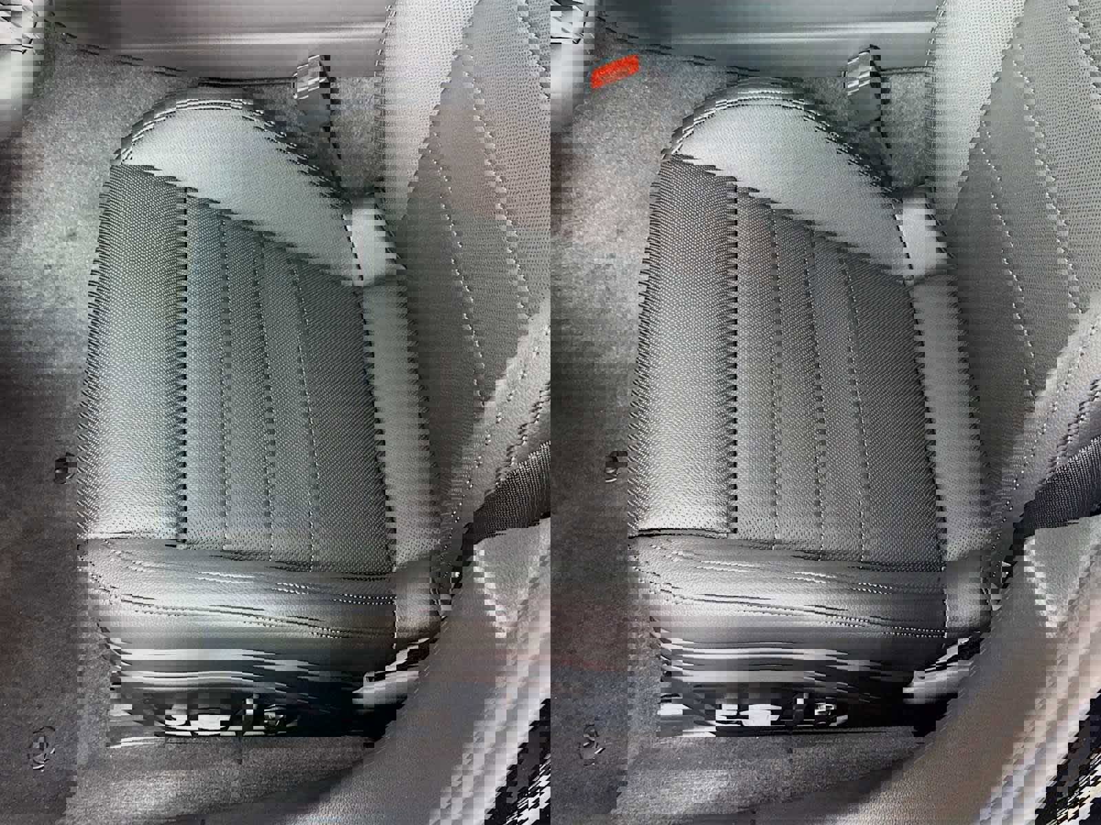 New 2025 Porsche Panamera 4 image 15