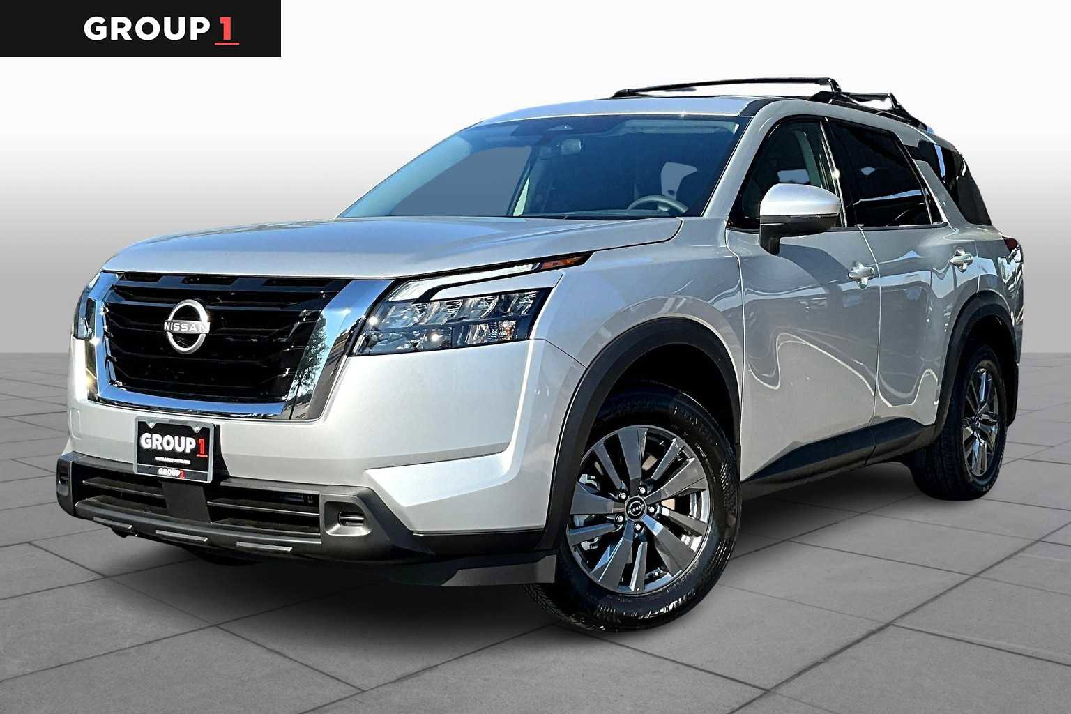New 2025 Nissan Pathfinder SV
