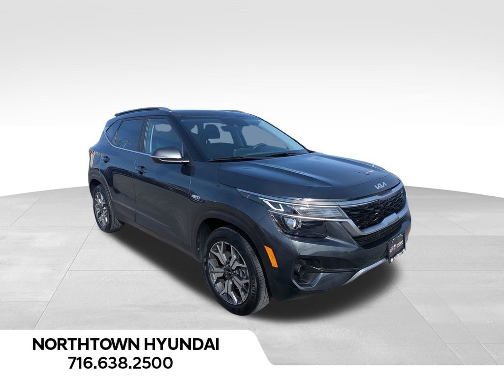 Used 2023 Kia Seltos EX image 13