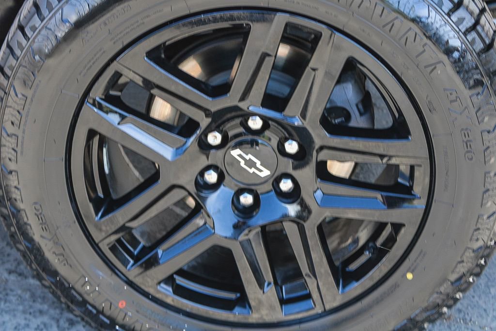 Used 2022 Chevrolet Silverado 1500 Custom w/ Rally Edition image 11