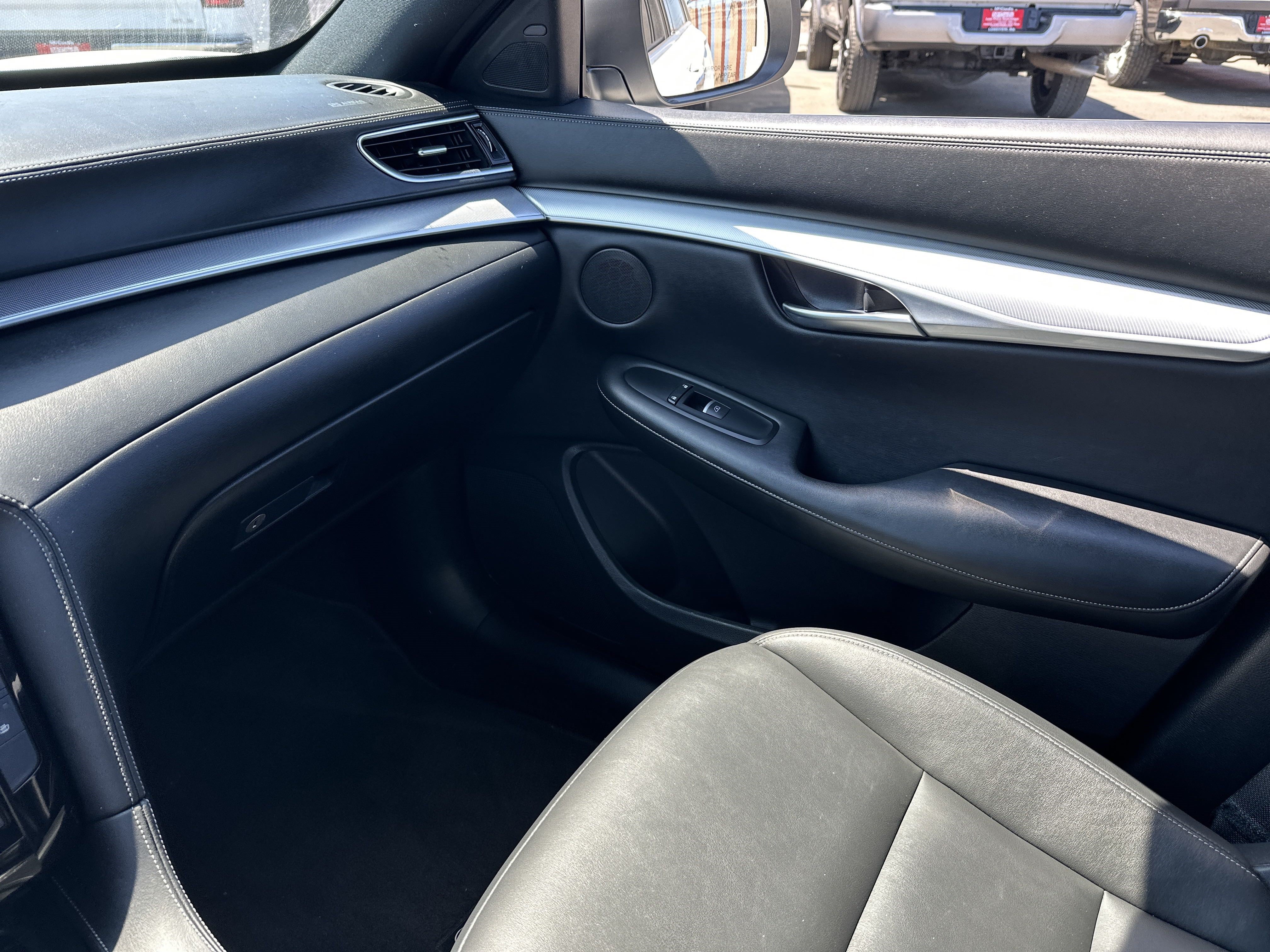 Used 2021 INFINITI QX50 Luxe w/ Appearance Package AWD/4WD image 24