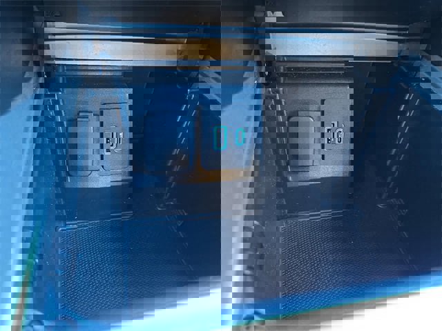 Used 2020 Ford Explorer XLT w/ Equipment Group 202A image 26