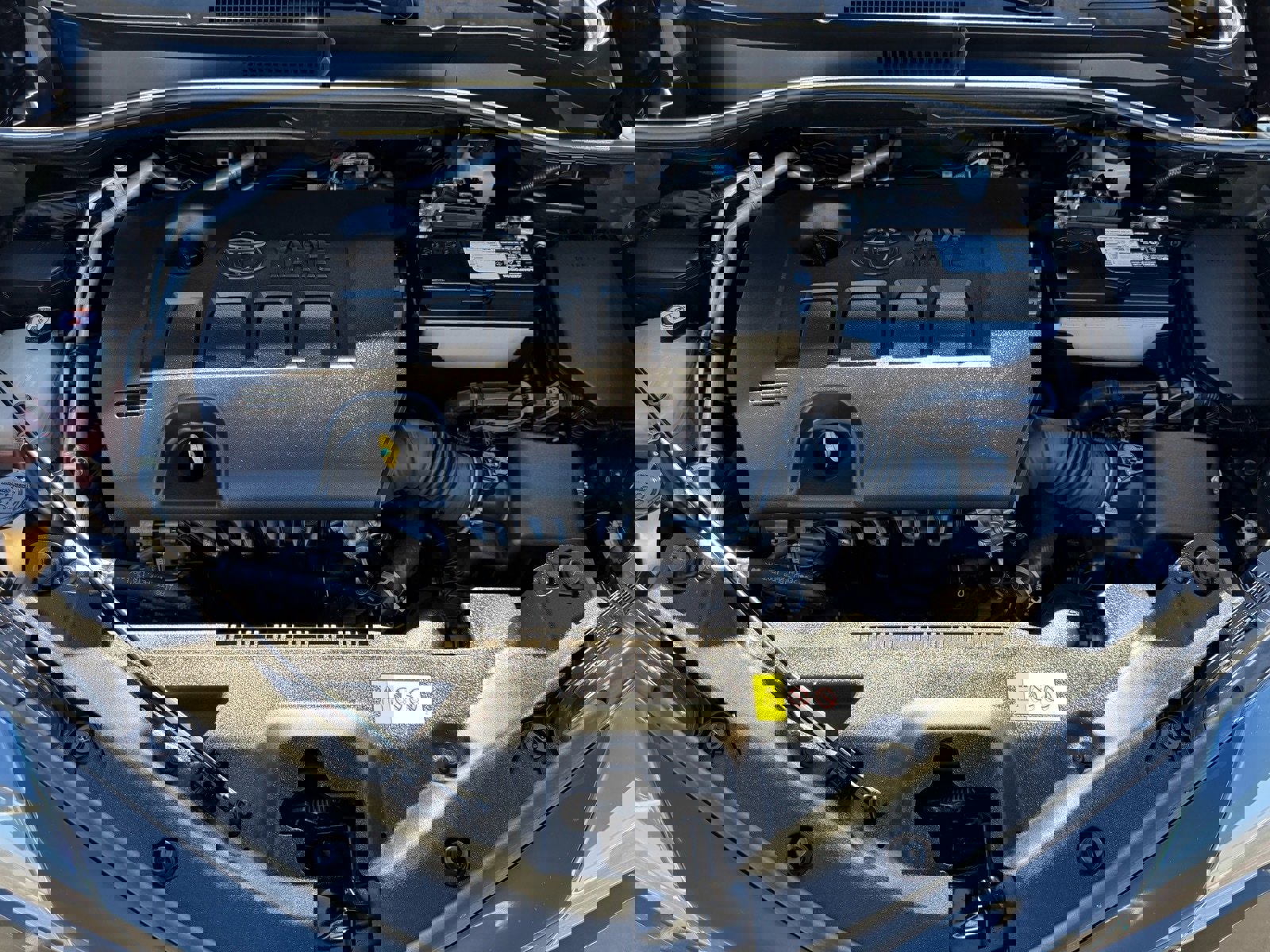 Used 2020 Toyota C-HR Limited image 32