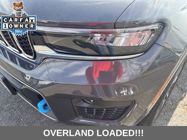 Used 2023 Jeep Grand Cherokee Overland w/ Luxury Tech Group IV AWD/4WD image 32
