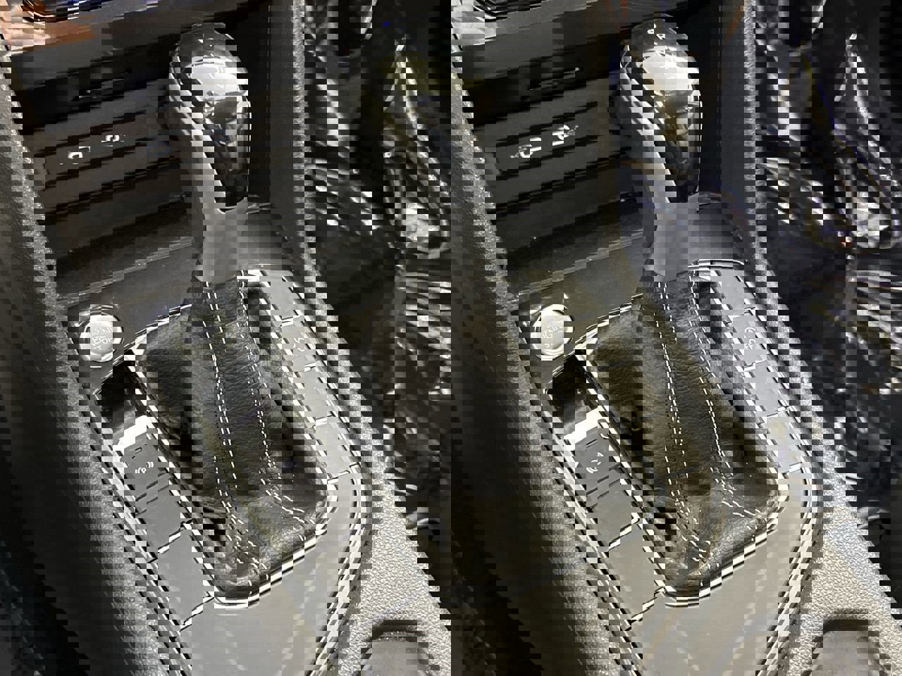 Used 2024 Volkswagen Tiguan Wolfsburg Edition image 16