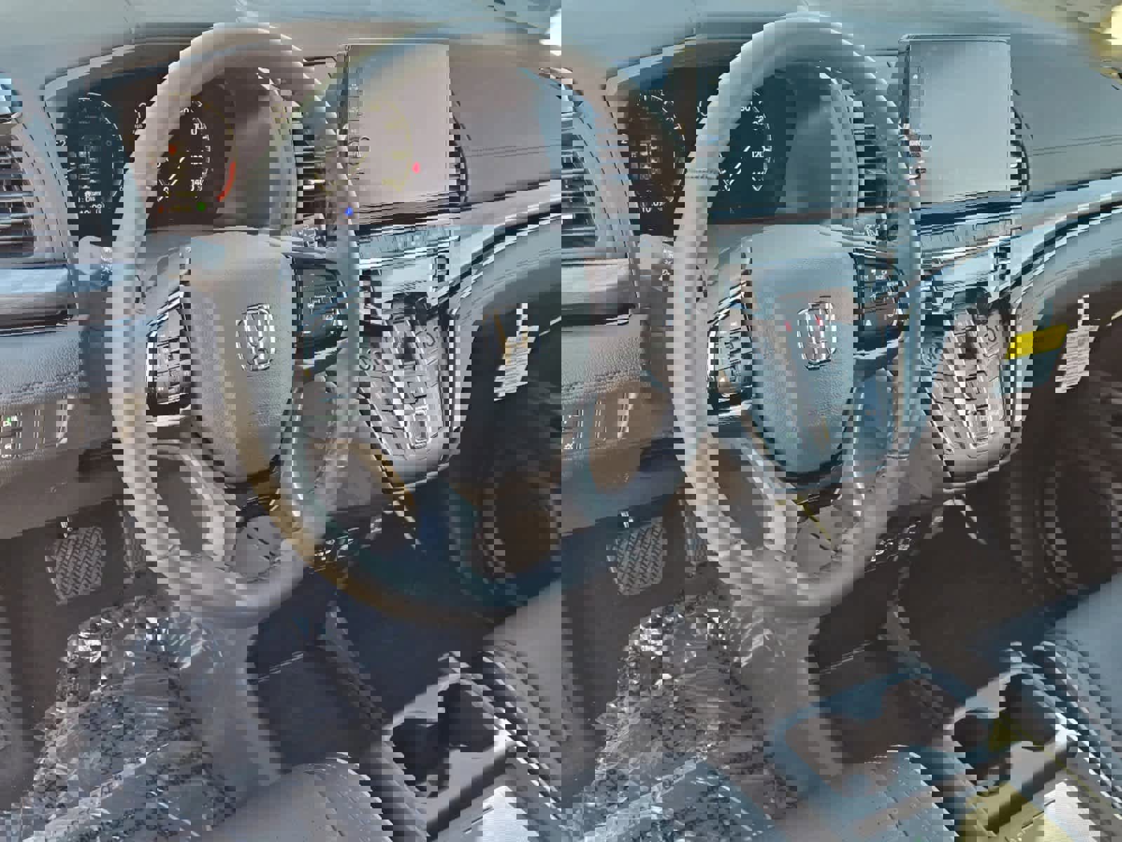 New 2026 Honda Odyssey Elite image 2