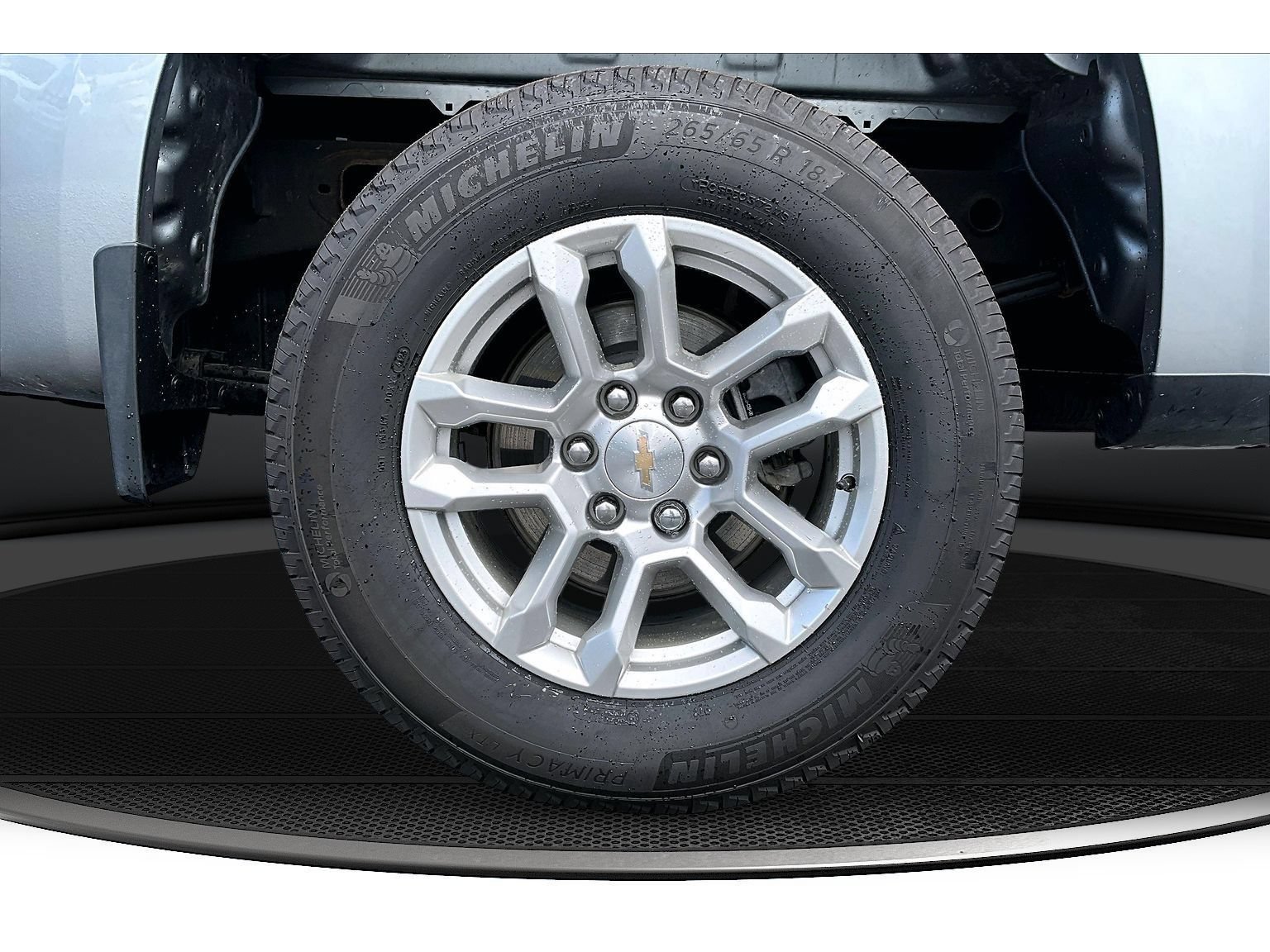 Used 2024 Chevrolet Silverado 1500 LT AWD/4WD image 39