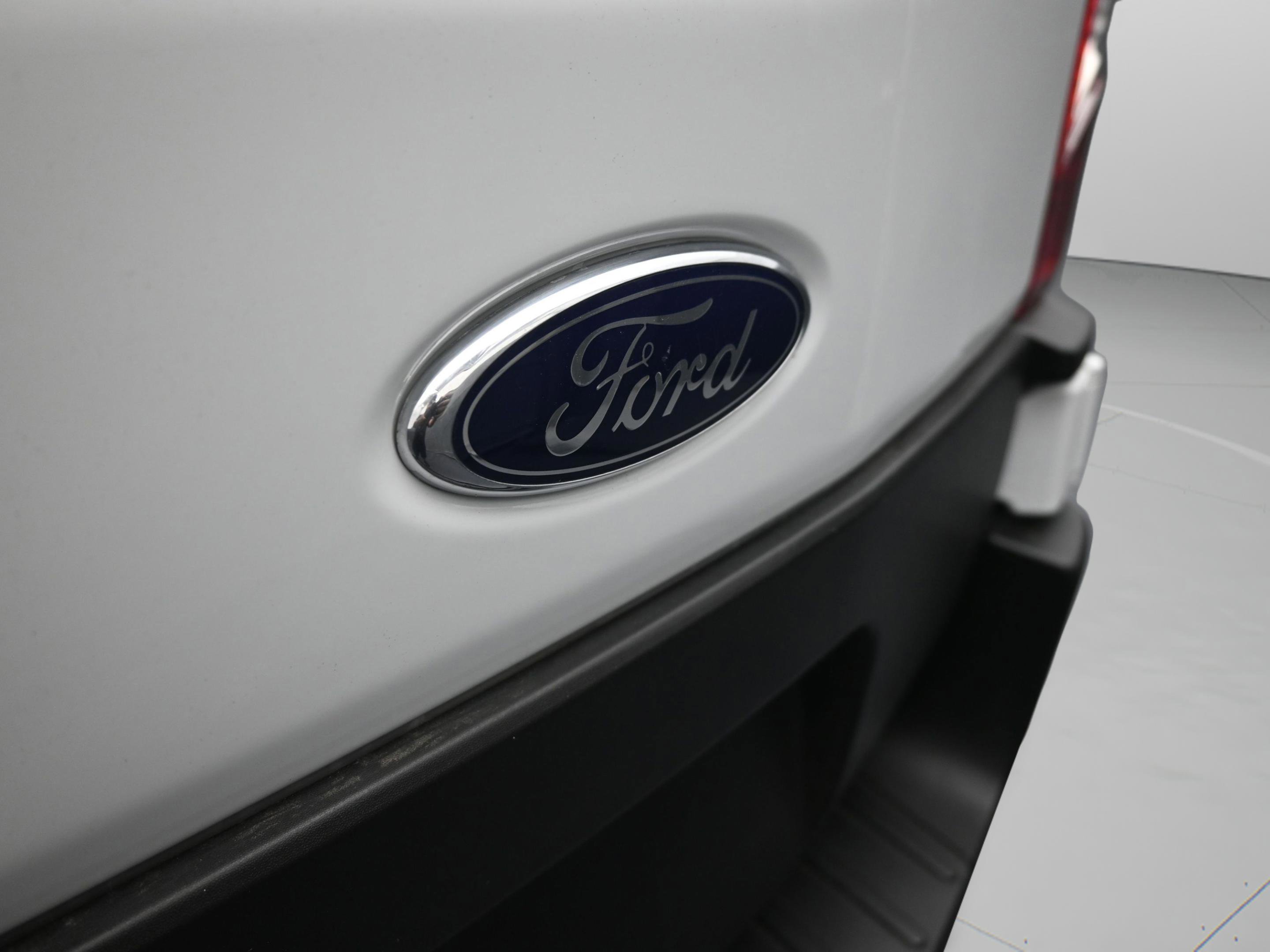 Used 2023 Ford Transit 250 Low Roof w/ Exterior Upgrade Package RWD image 12