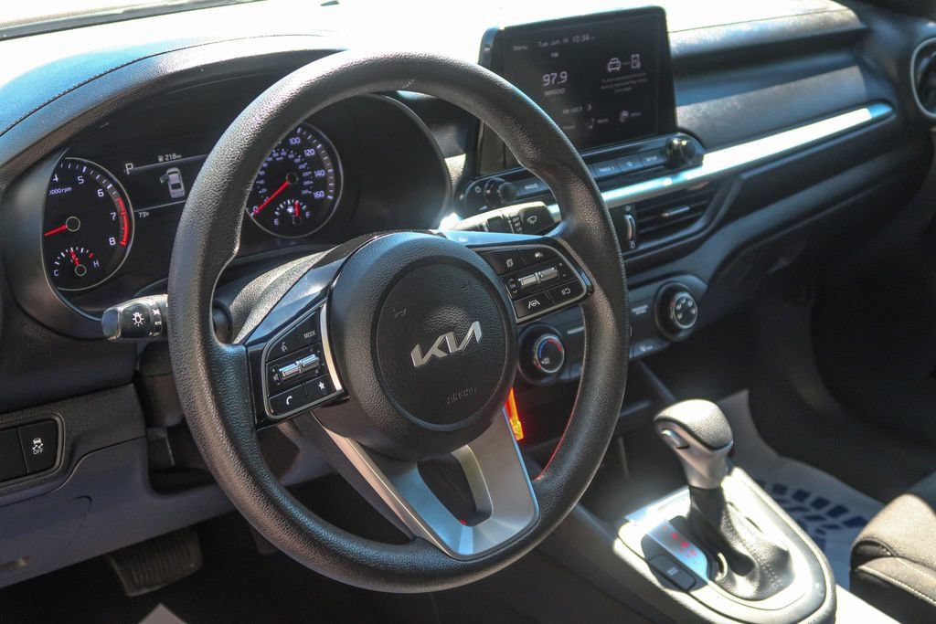 Used 2023 Kia Forte LXS FWD image 23